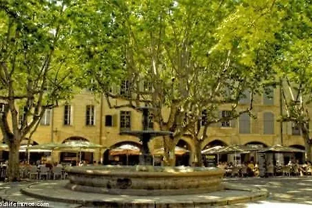 Le Patio Cache Calme & Confort Pres Des Arenes نيم