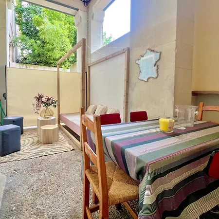 Le Patio Cache Calme & Confort Pres Des Arenes * نيم